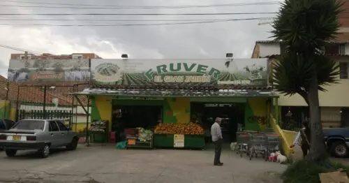 FRUVER EL GRAN JARDIN CARRERA 13 CON 144 FRUVER EL GRAN JARDIN CARRERA 13 CON 144